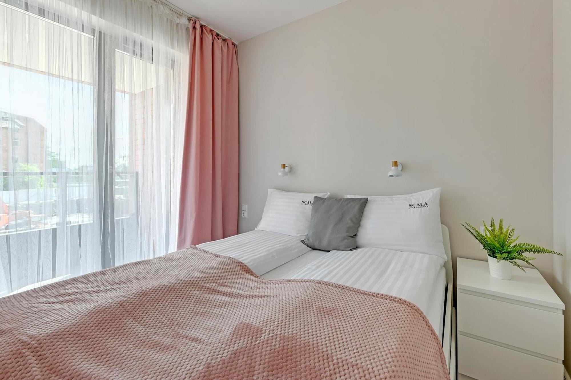 Scala 60C City Center Apartments & Studio By Lion Apartments Gdansk Ngoại thất bức ảnh